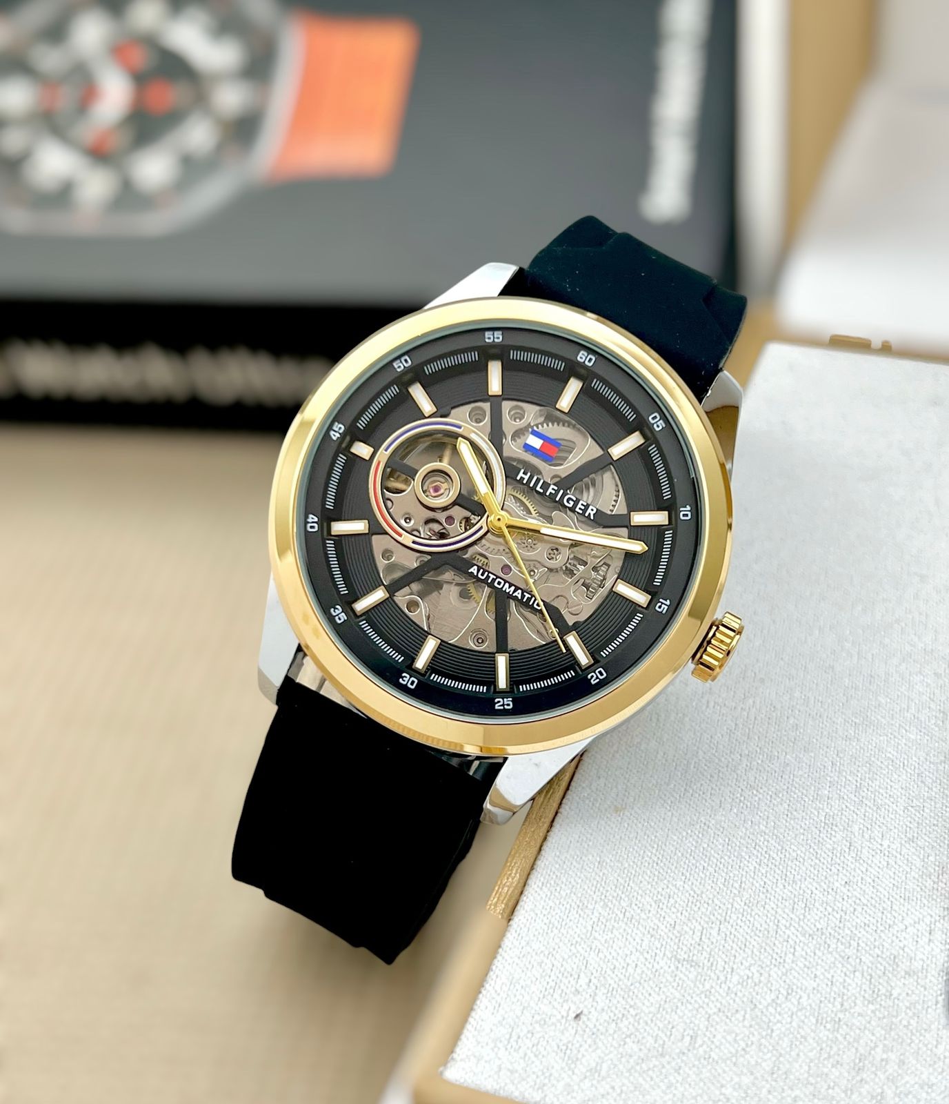 Tommy Hilfiger Modern Automatic