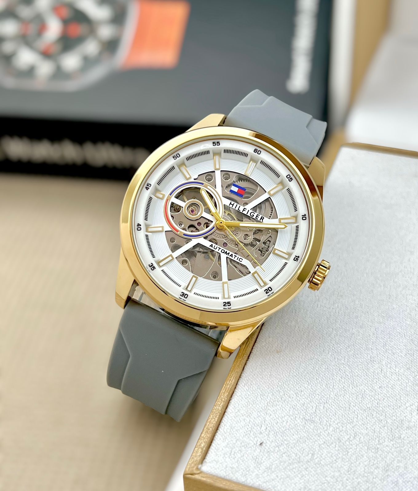 Tommy Hilfiger Modern Automatic