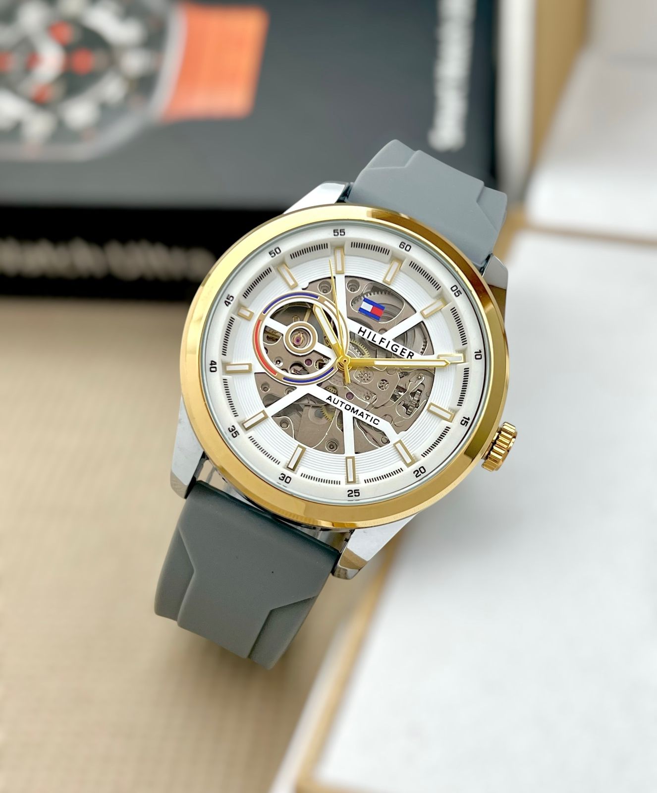 Tommy Hilfiger Modern Automatic
